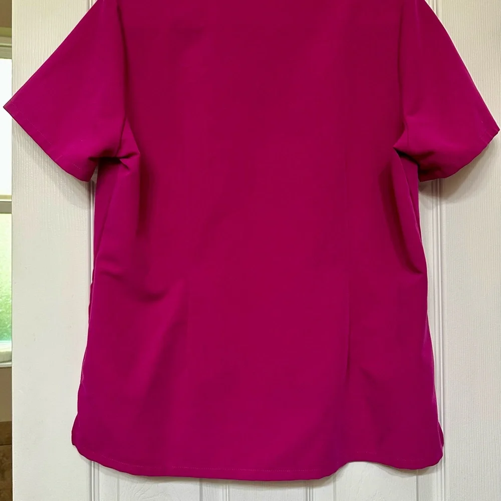 Figs Women's Vivid Pink Short Sleeve Top - Picture 6 of 6